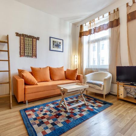 Apartment 5 Stops Away From City-Centre فيينا المظهر الخارجي الصورة